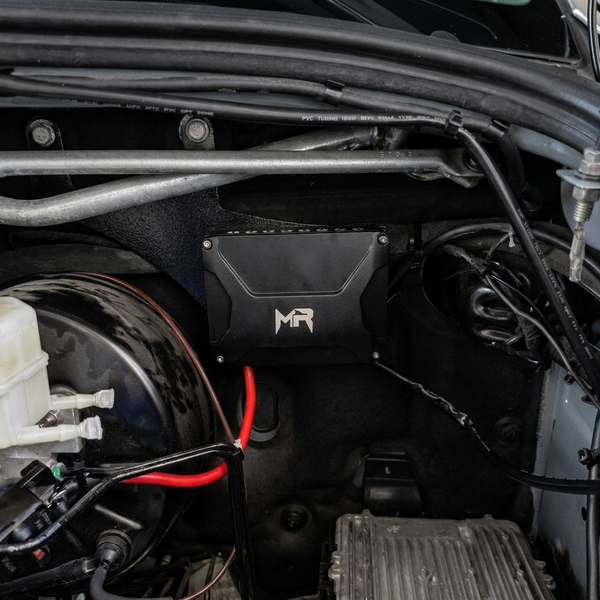 How to Wire a Light Bar Without AUX Switches (3 Ways)