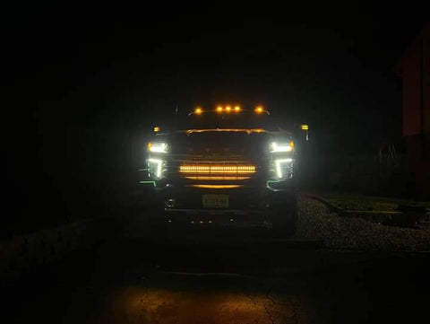 2020 2021 2022 2023 Chevrolet Silverado 2500/3500HD one amber 40in Light Bar in the dark by M&R Automotive