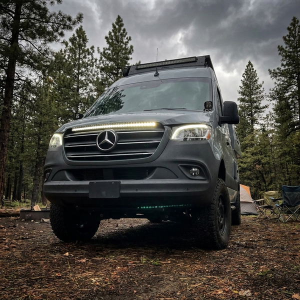 2019+ Mercedes Benz Sprinter 40in Light Bar - SLIM