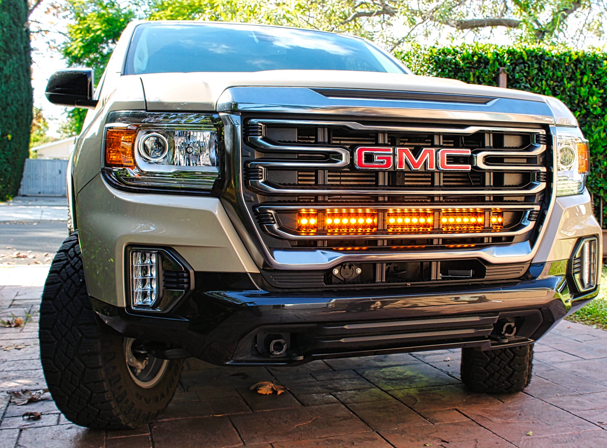 2021 2022 2023 GMC Canyon one amber 30in Light Bar behind the grille M&R Automotive