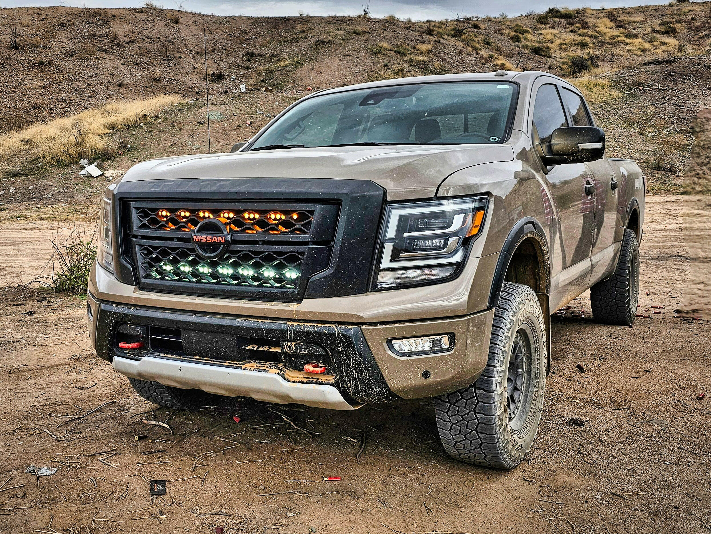 2017+ Nissan Titan Dual 30s Light Bars.