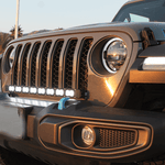 Jeep Wrangler JL light bar 2017+ (JL) 30in Light Bar - PRO on front bumper of Jeep Wrangler JL with combo pattern optics