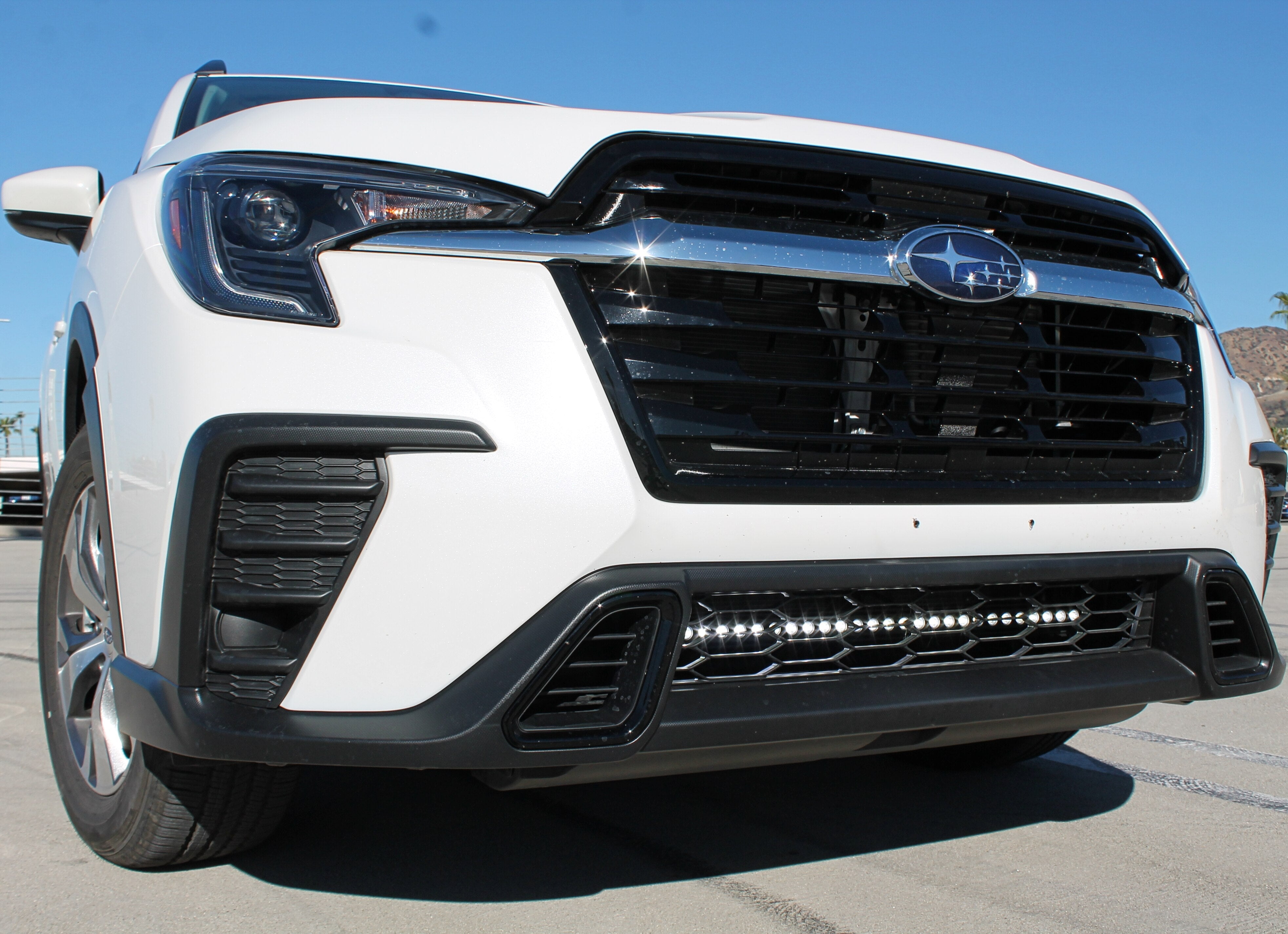 Subaru Ascent SLIM light bar for 2019+ models, bolt-on with no drilling and powder-coated black brackets