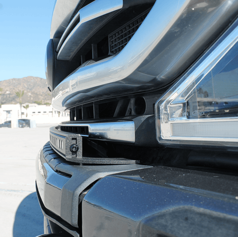 Ford Super Duty light bar - 40in Slim curved light bar installed on 2020-2022 F250/F350/F450 bumper, fits F250XL/F350XL/F450XLF250XLT etc.