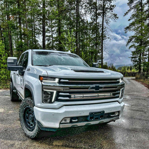 2020 2021 2022 2023 white Chevrolet Silverado 2500/3500HD one white 40in light bar behind grille - M&R Automotive