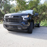 2023 black chevrolet silverado 1500 off road light bar front grille