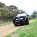 2025 black chevrolet silverado 1500 off road light bar front grille