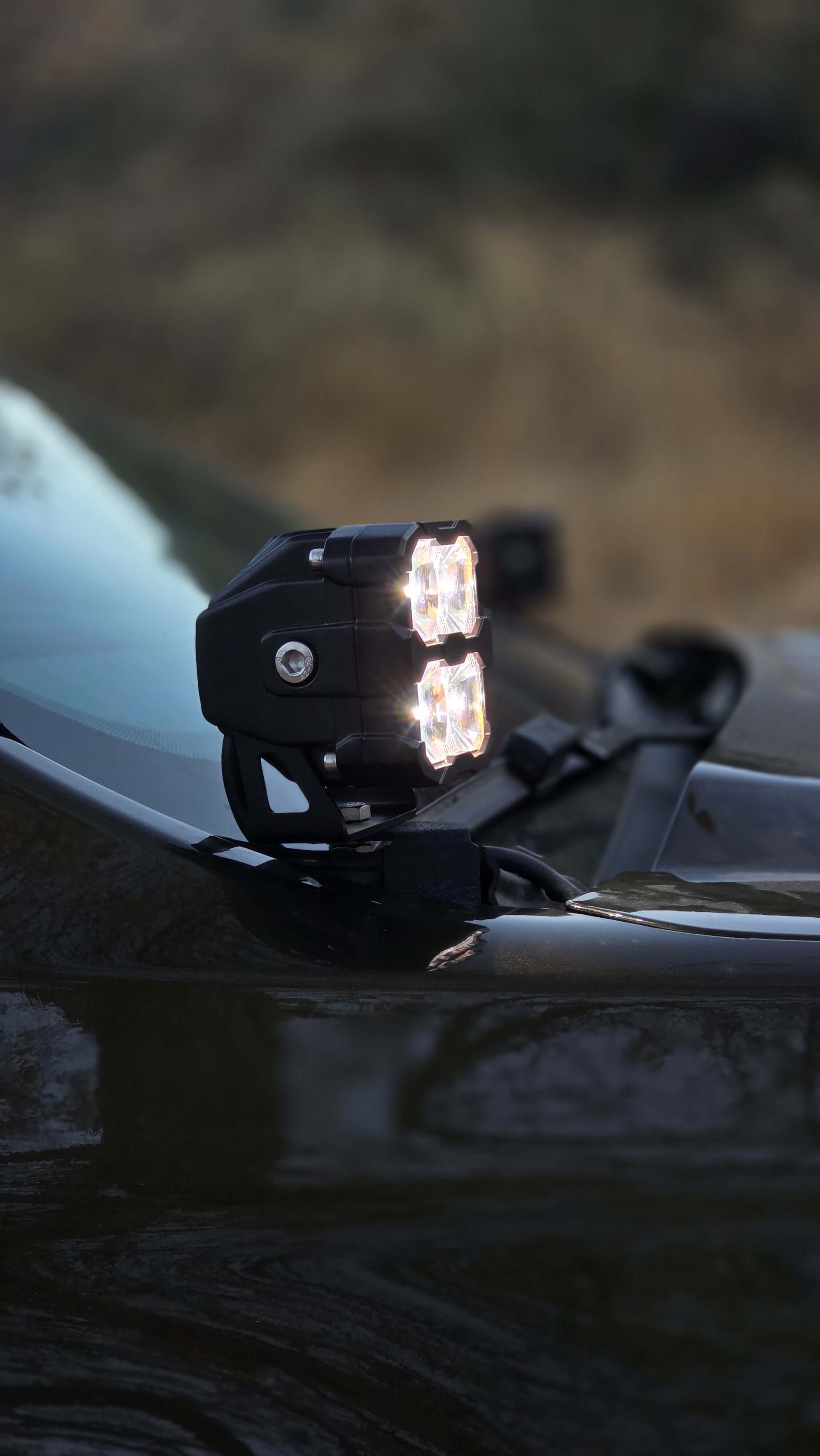 Ranger Raptor ditch lights 2024+ PRO dual color white LED with amber DRL backglow on Ford Ranger Raptor