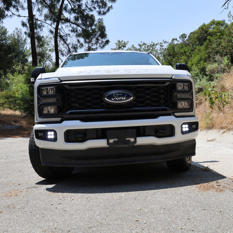 2023 Ford Super Duty F250 with fog lights showcasing Ford Super Duty Fog Lights for improved visibility.