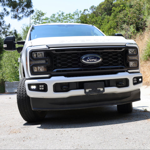 2023 Ford Super Duty F250 with fog lights, showcasing the stylish front design for Ford Super Duty Fog Lights.