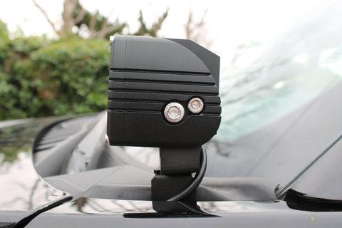side view of ditch light on the ford expedition by M&R automotive mandronline