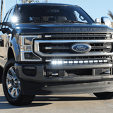 Ford Super Duty light bar on 2020-2022 F250/F350/F450 front-end with chrome grille and LED light bar