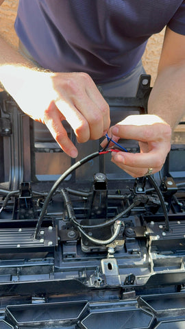 show wiring connections of 2 light bars on toyota tacoma for off roading