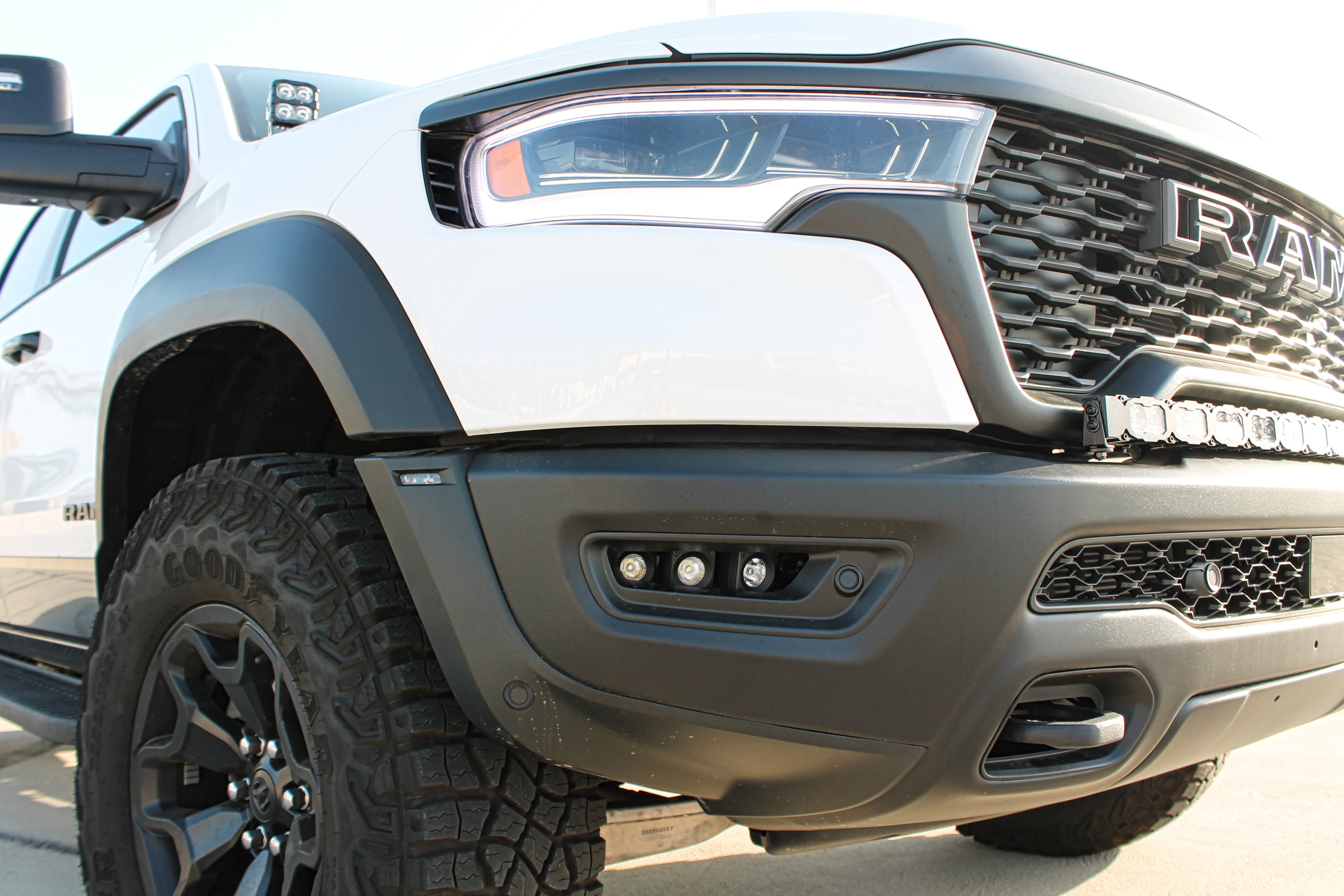 RAM RHO FOG Light Kit 2025+ - RAM RHO FOG fog lights replaces factory lights with powder-coated black bracket, bolt-on installation for 2025-2026 RAM 1500 RHO model