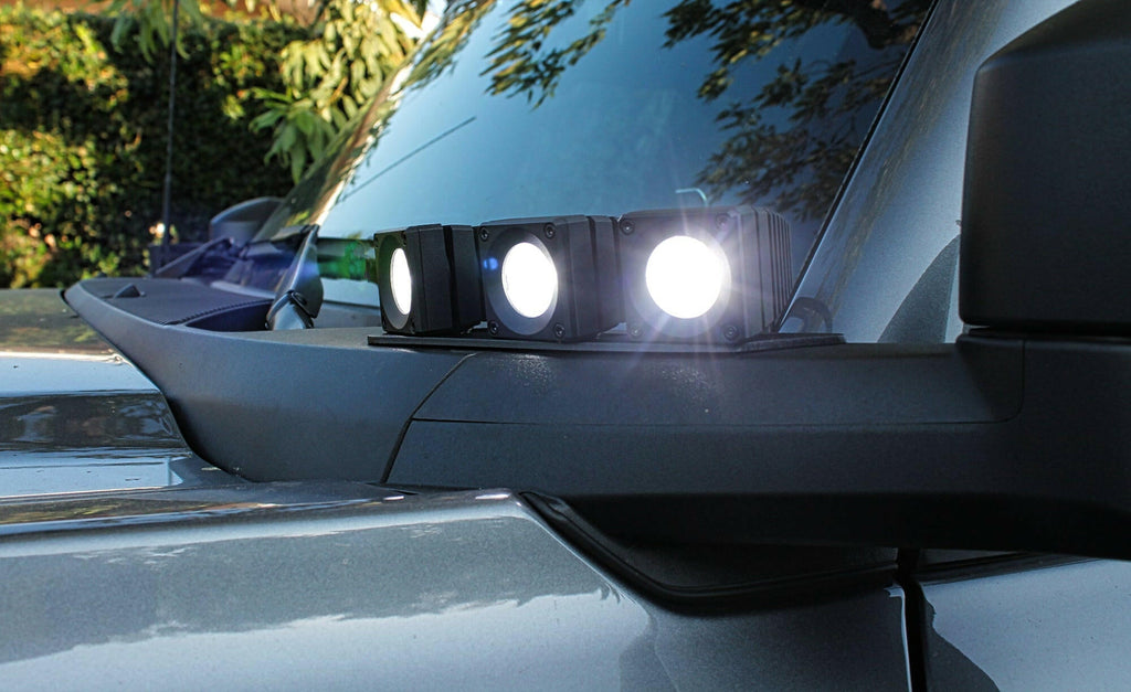 ford bronco driver side white ditch lights 3 light pods