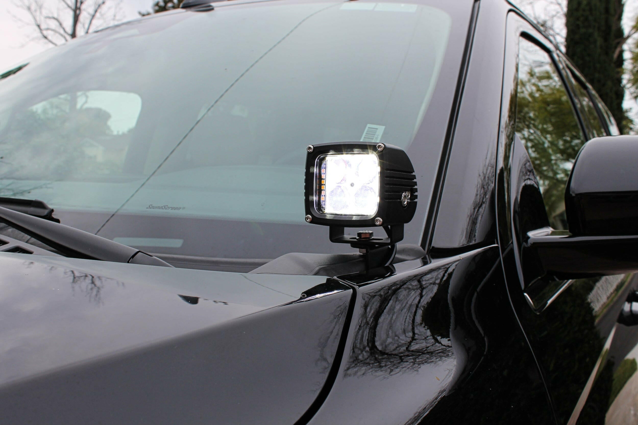 white led light hood mount kit for the ford expedition, ditch lights