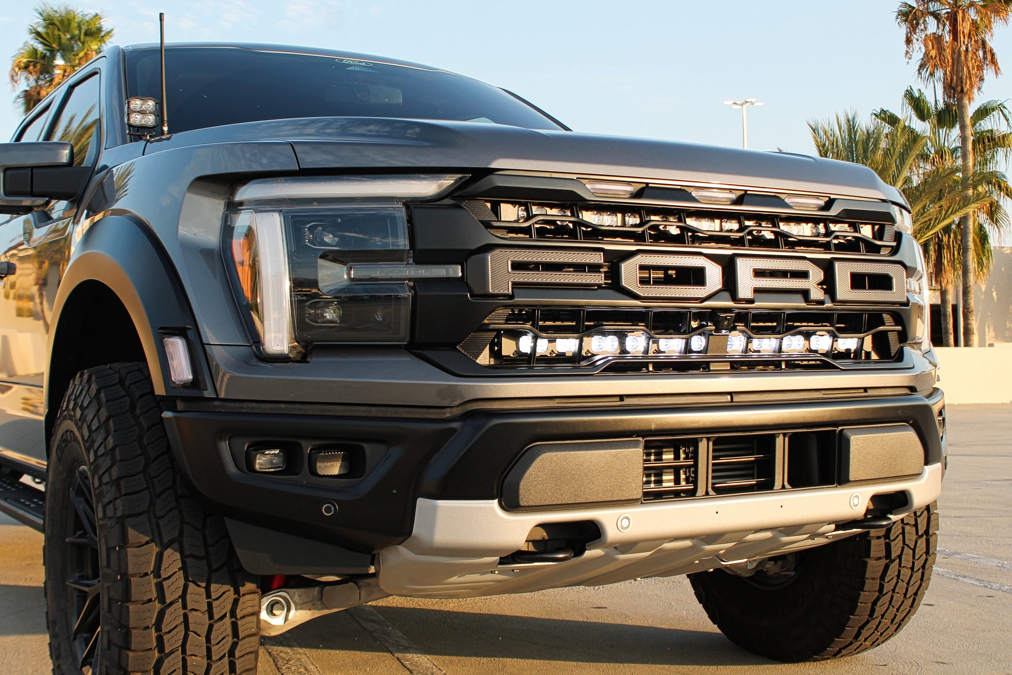 2024+ Ford Raptor lightbar Gen 3 Refresh Single 40in - PRO - 2024+ Ford Raptor lightbar showcas