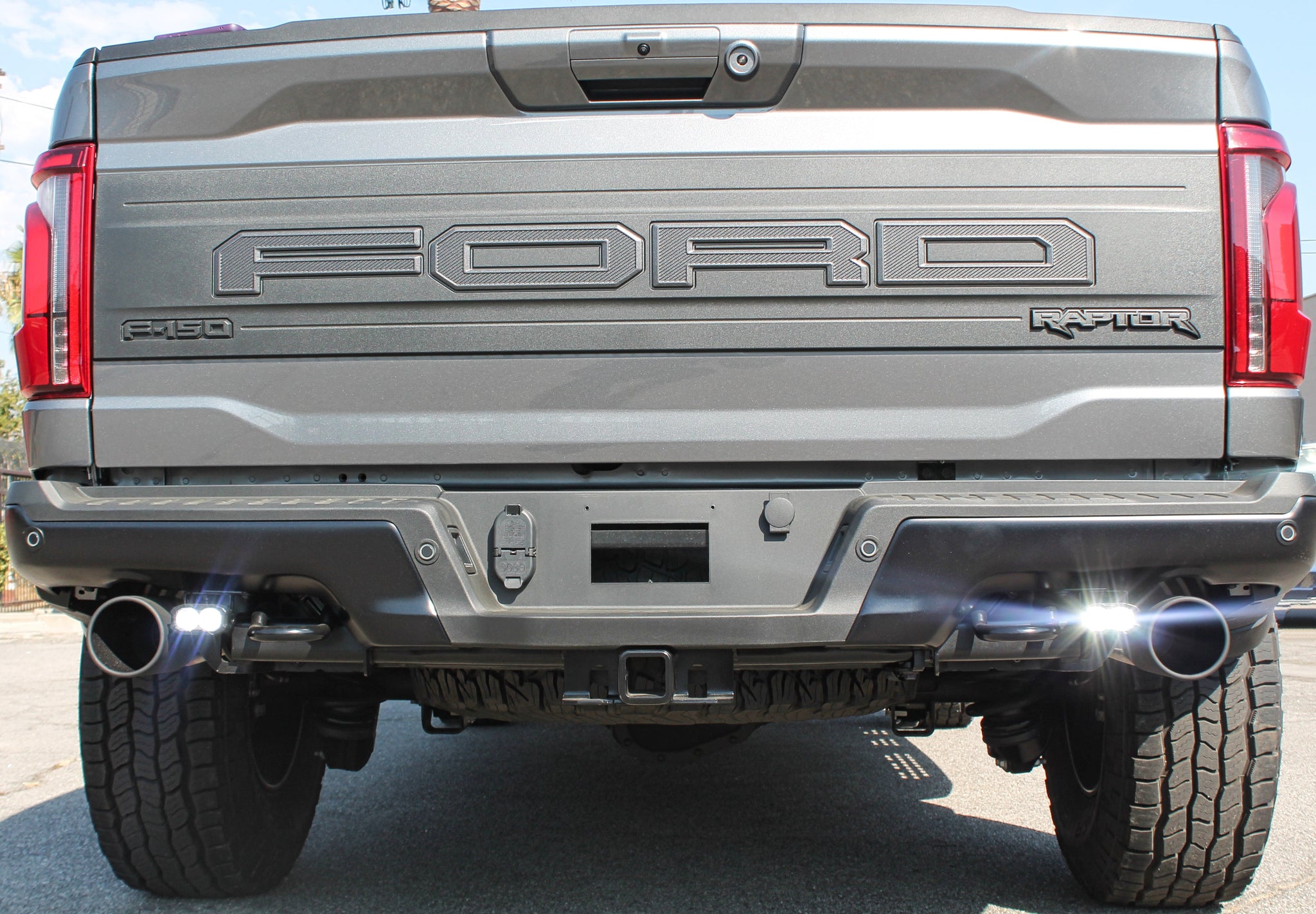 Ford Raptor Gen 3 reverse kit for 2024+ refresh rear view with dual exhausts and bumper upgrade