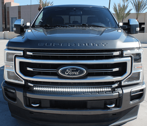 Ford Super Duty light bar - Slim curved 40in LED bar mounted on a 2020-2022 Ford F-Series Super Duty front end