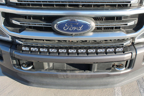 Ford Super Duty light bar installed on 2020-2022 F-250/F-350/F-450 front grille for PRO model