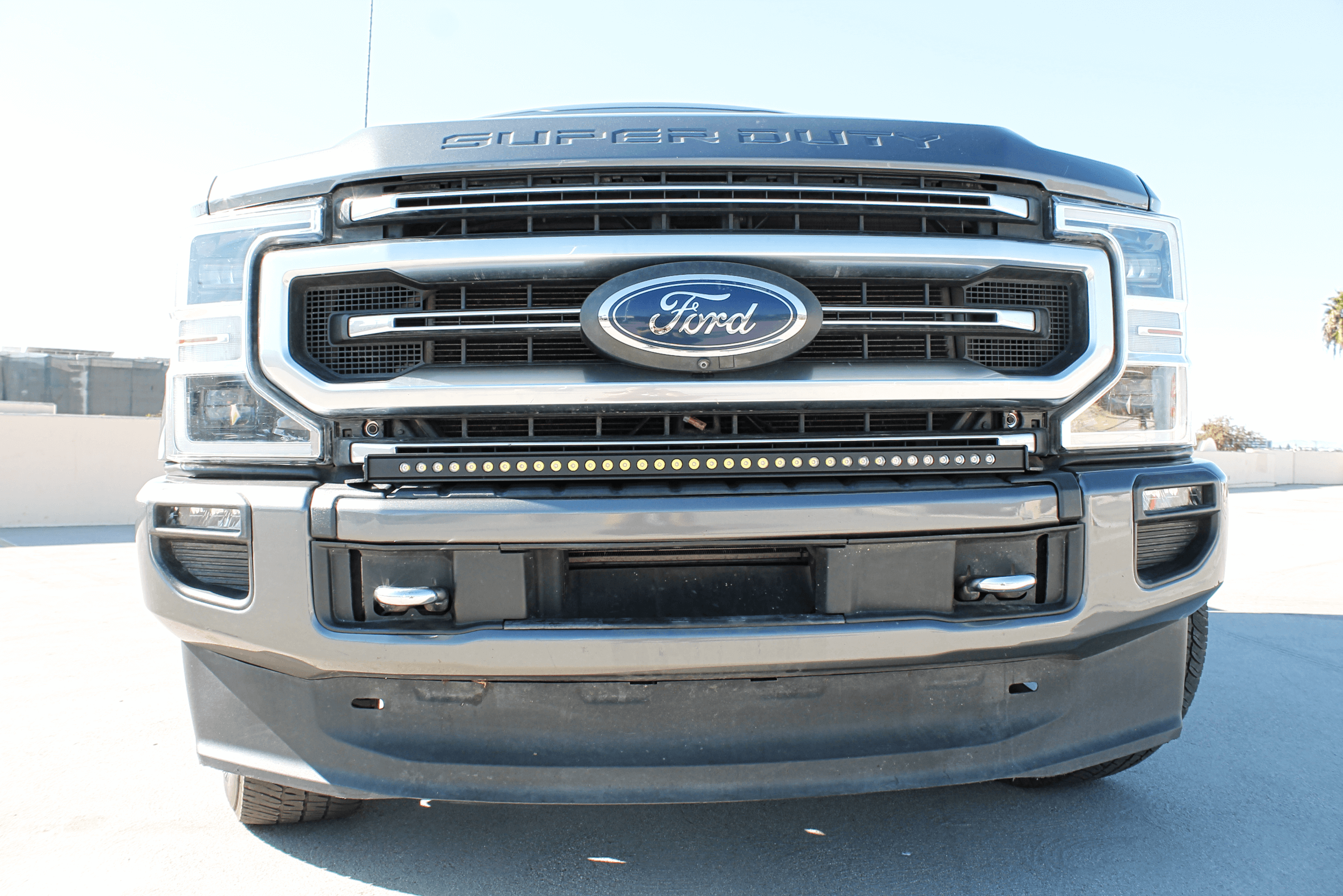 Ford Super Duty light bar on 2020-2022 F250/F350/F450 Slim 40in curved bumper light bar