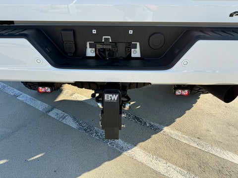 Sierra HD Reverse Kir 2020+ Sierra 2500/3500 HD kit; dual pods with white LED main light and amber/red backlight, rear hitch mount, versatile for PRO/SLE/SLT/AT4 trims