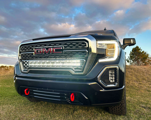 2019 2020 2021 2022 2023 black GMC Sierra 1500 with one white 40in behind grille light bar
