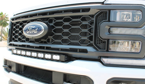 up close view white 2023 2024 Ford F250/350/450 Superduty Single 30in curved LED Light Bar by M&R automotive