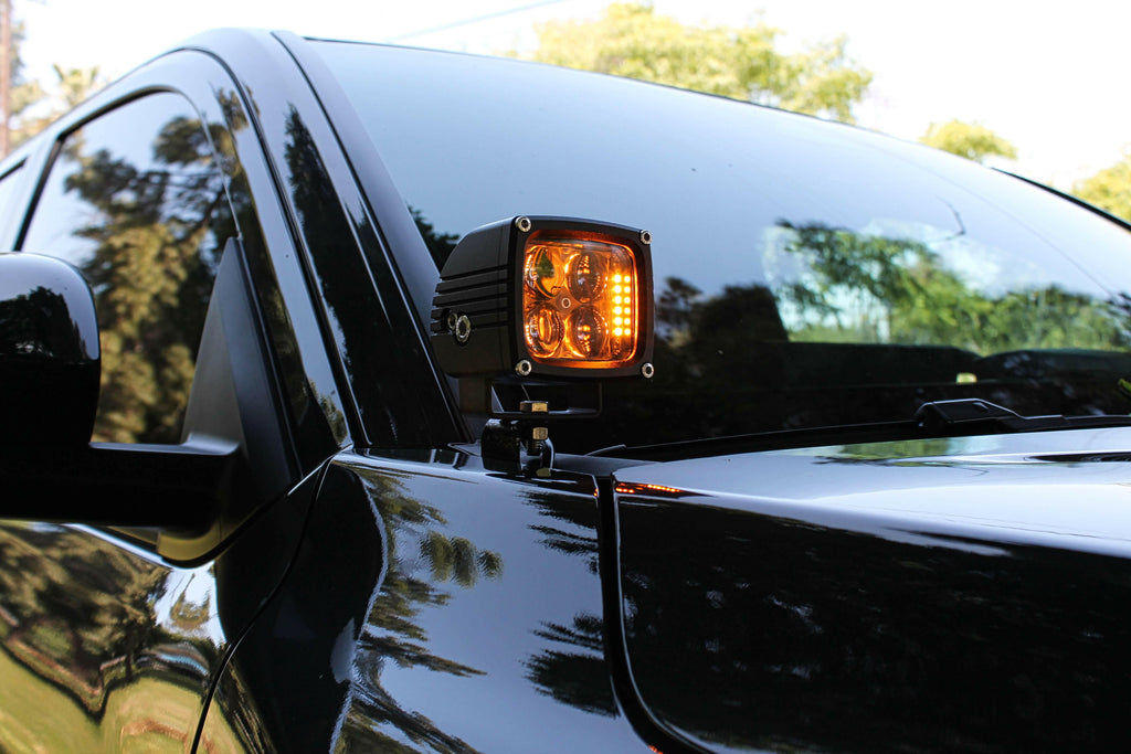 upclose ditch light on new 2024 toyota tacoma amber light