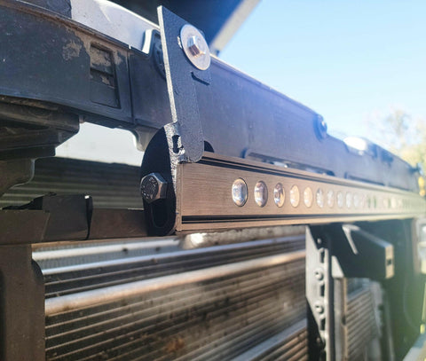 2020 2021 2022 2023 Chevrolet Silverado 2500/3500HD one amber 30in Light Bar showing metal black bracket- M&R Automotive