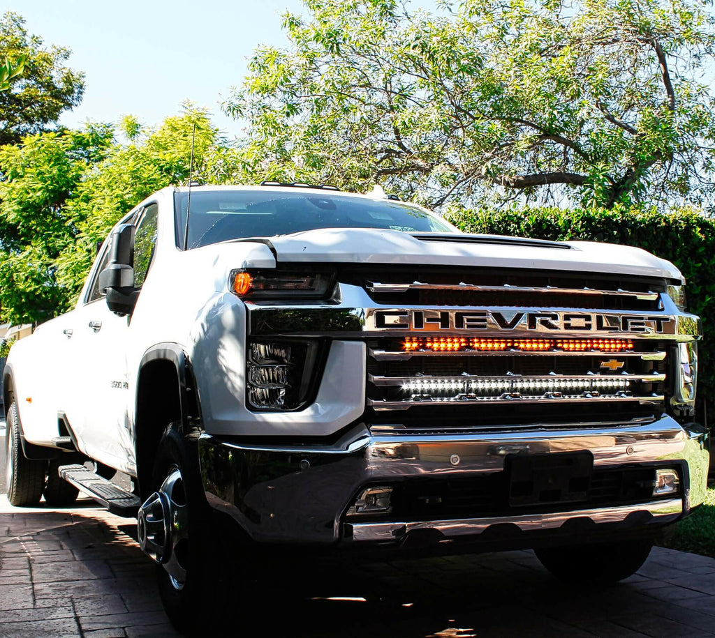2020 2021 2022 2023 white Chevrolet Silverado 2500/3500HD two 40in light bars behind grille color amber and white - M&R Automotive