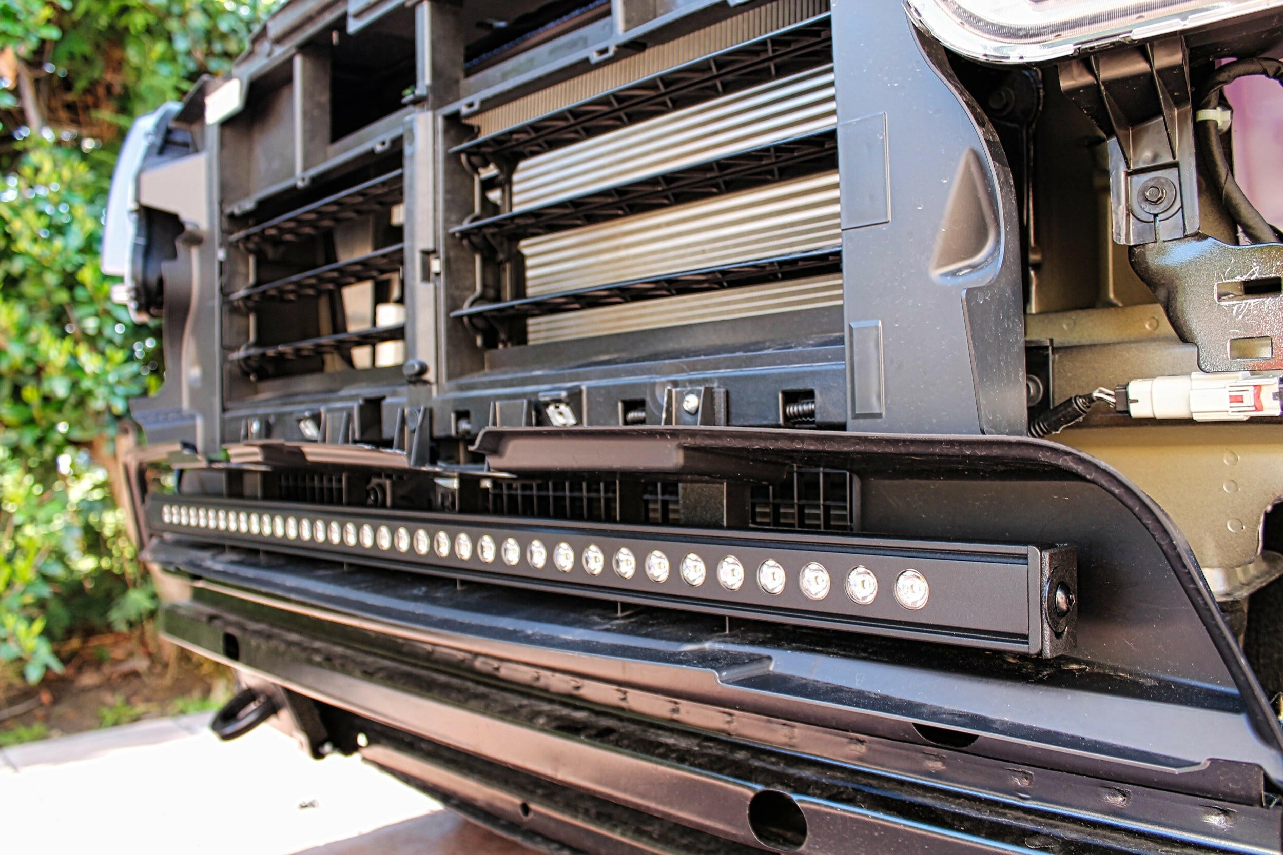 2021-2023 black Chevrolet Colorado one 40in Light Bar grille off