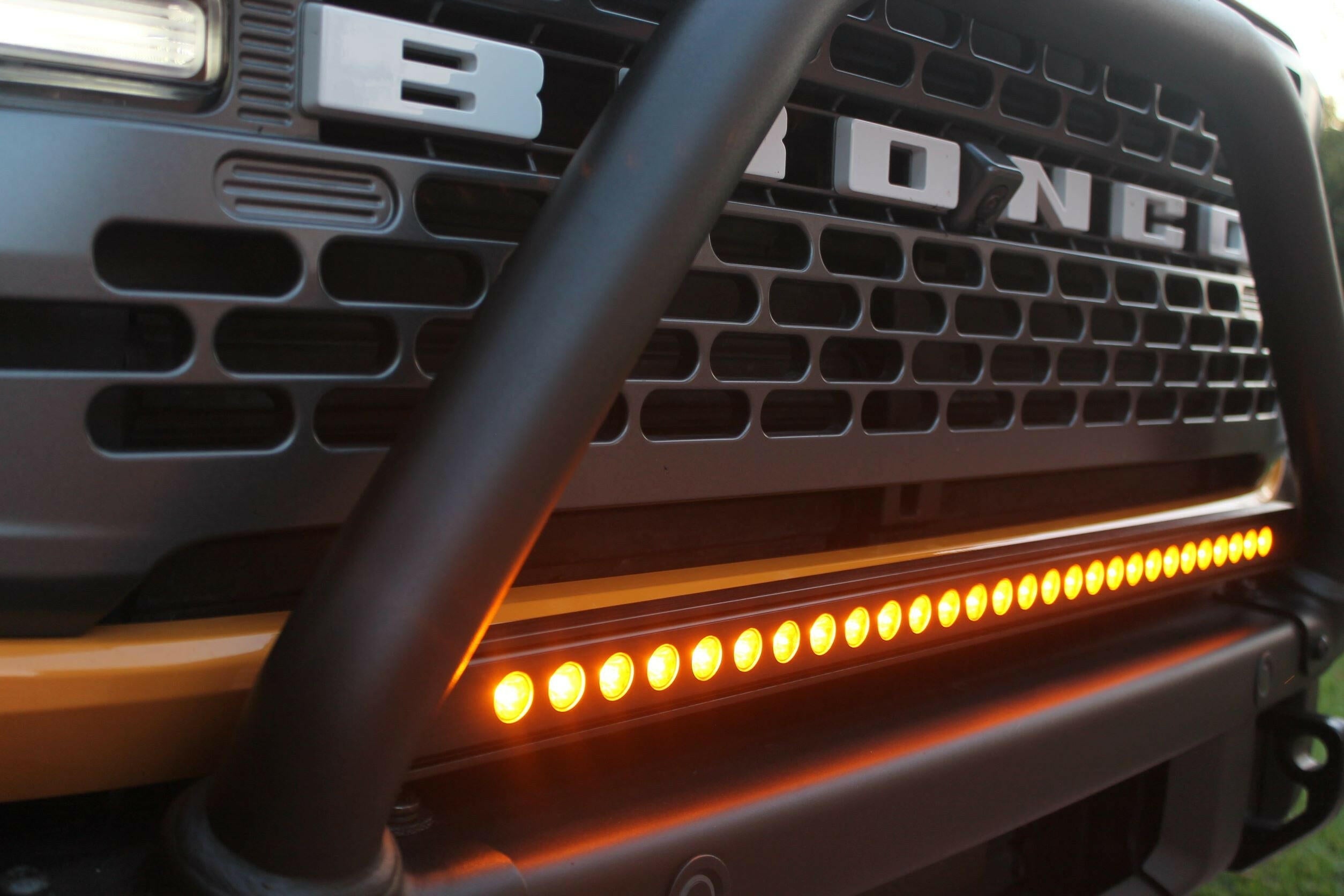 2021 2022 2023 Ford Bronco Modular Bumper with one amber 30in Light Bar on top of bumper between bullbar- M&R Automotive