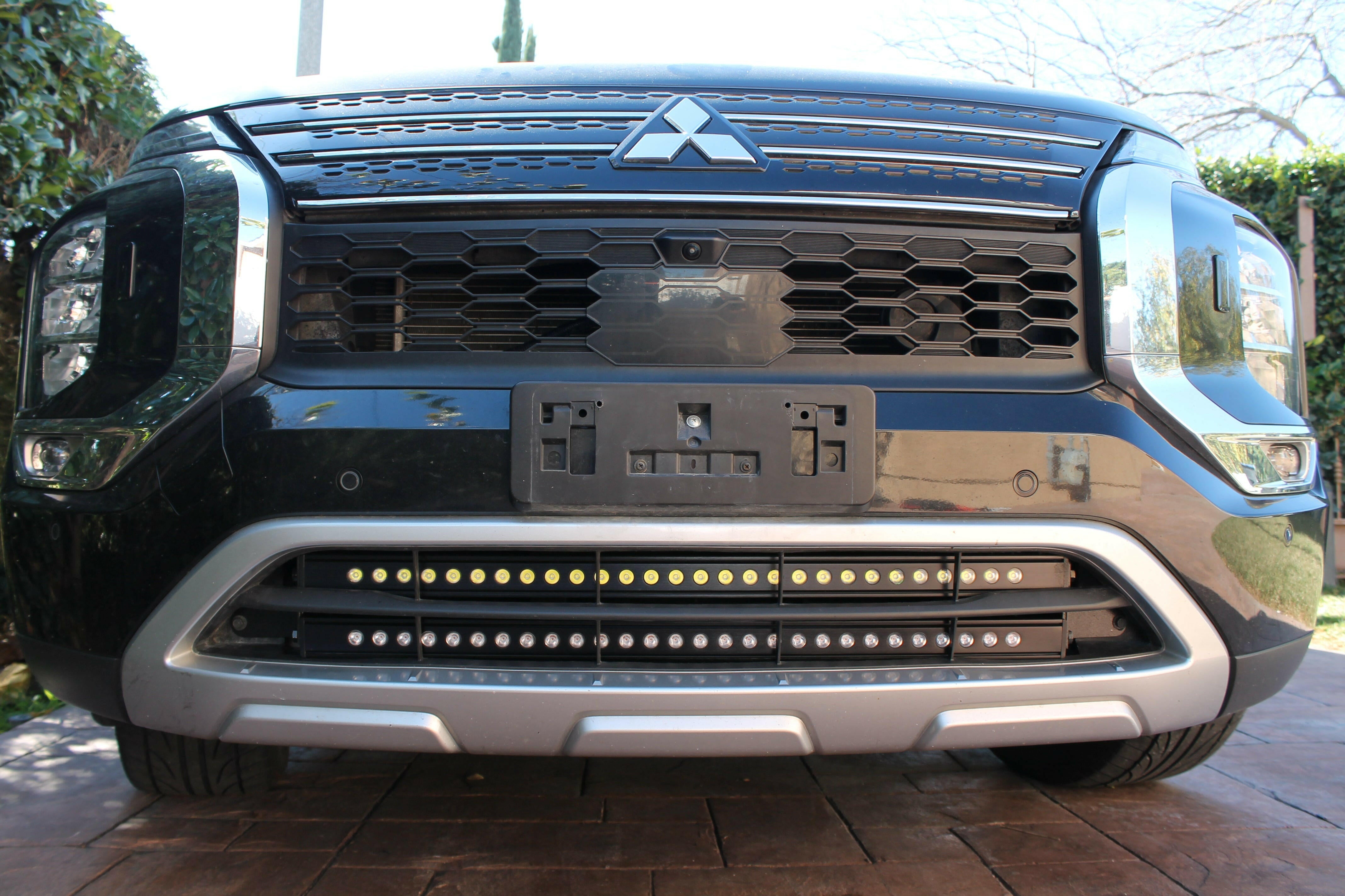 2022+ Mitsubishi Outlander Dual 30s Light Bars - M&R Automotive