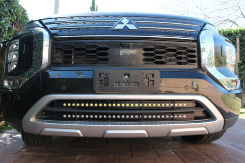 2022+ Mitsubishi Outlander Dual 30s Light Bars - M&R Automotive