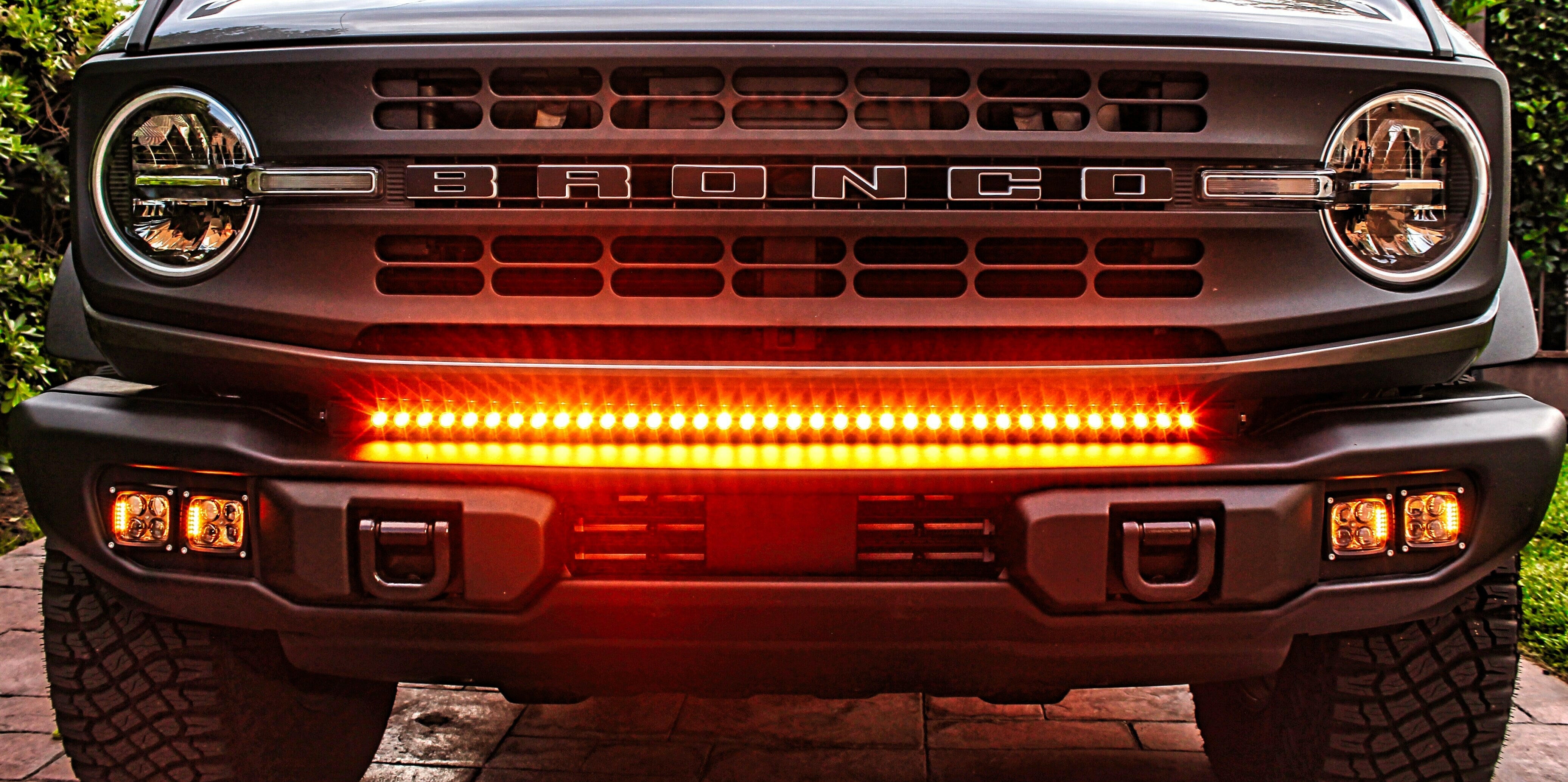 2021 2022 2023 2024 Ford Bronco Capable Bumper with one gray 40in Light Bar on top of bumper - M&R Automotive