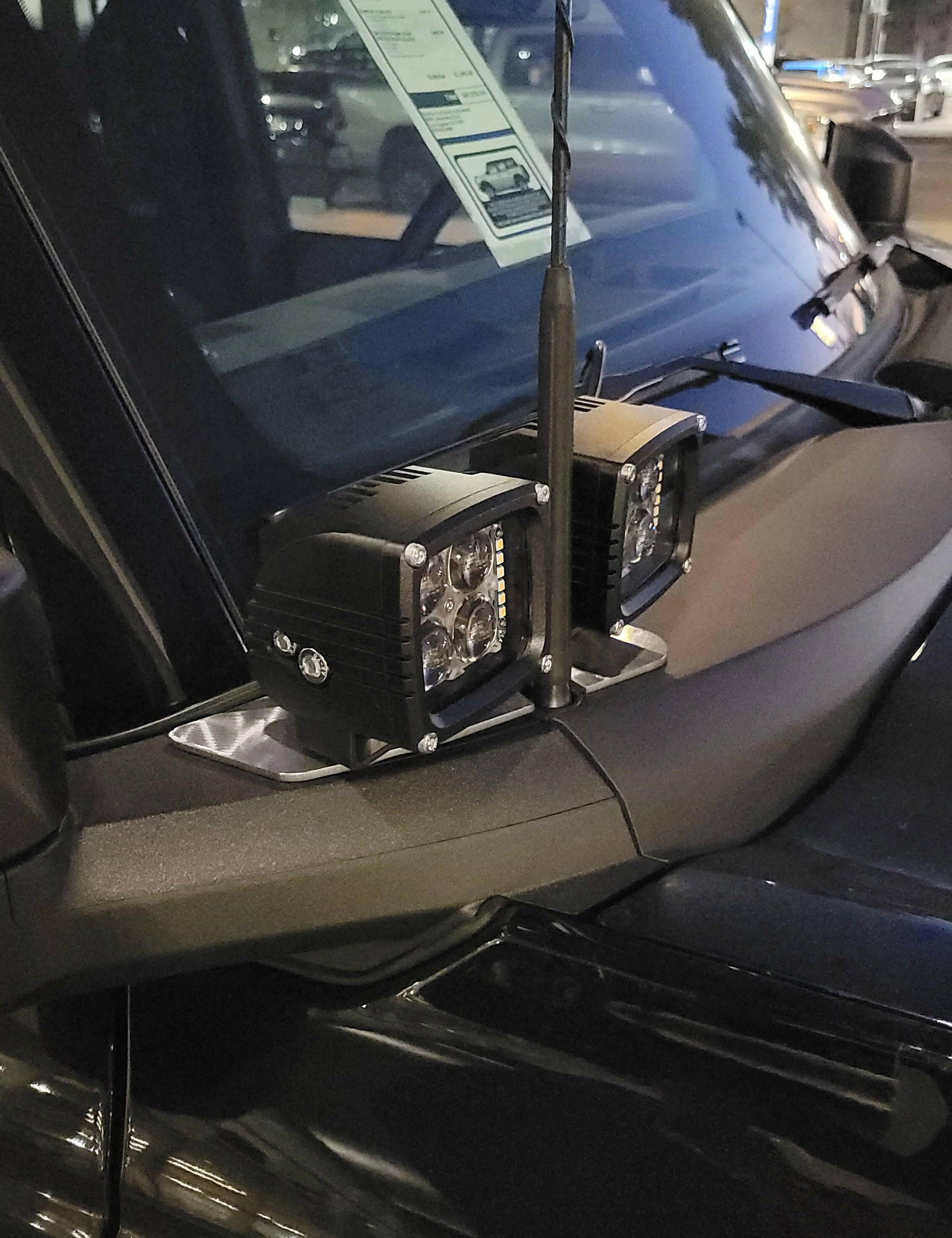 ford bronco hood mount kit with two 40watt light pods ditch lights
