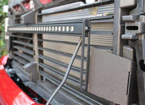 2020 2021 2022 2023 GMC Sierra 2500/3500HD one 40in Light Bar showing black metal bracket - M&R Automotive