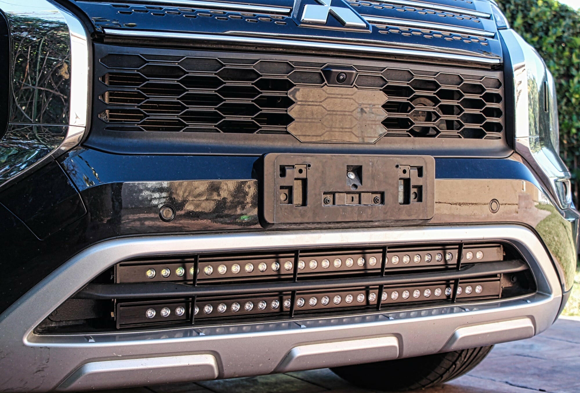 2022+ Mitsubishi Outlander Dual 30s Light Bars - M&R Automotive